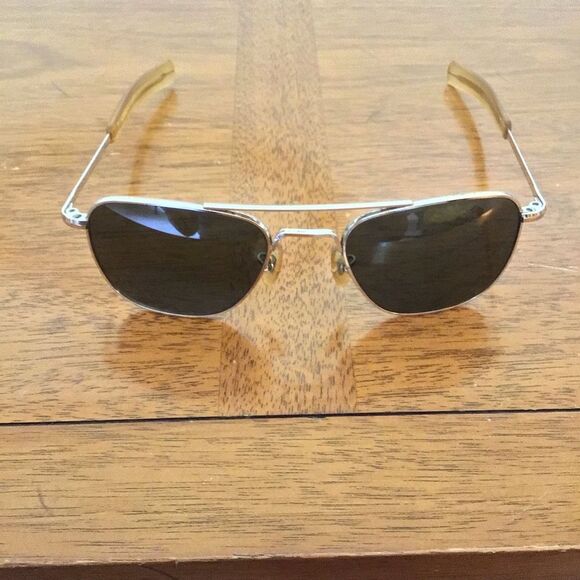 Vintage American Optical 12K GF 5 1/2 Gold Filled Pilot Aviator Sunglass Frames - Picture 2 of 8